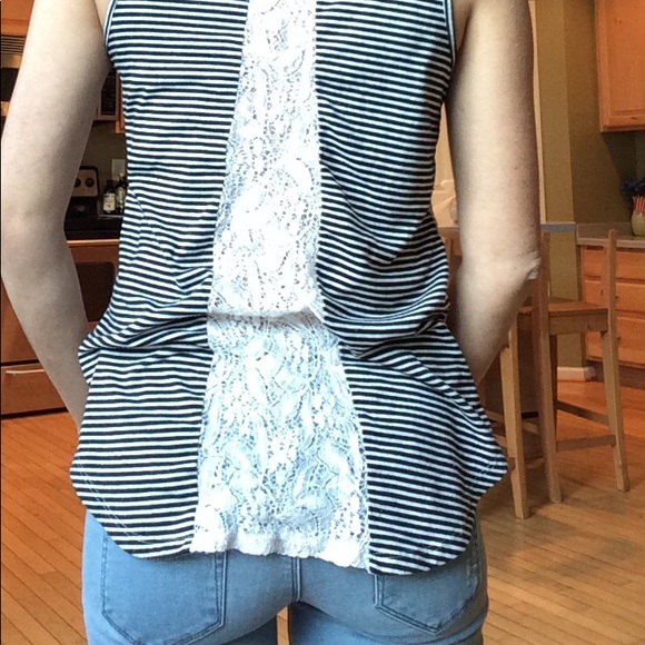 Xhilaration high-low cutt-off tunic - Picture 5 of 8